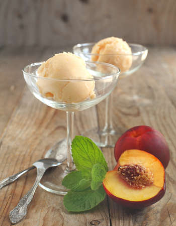 Peach  nectarine  ice creamの写真素材