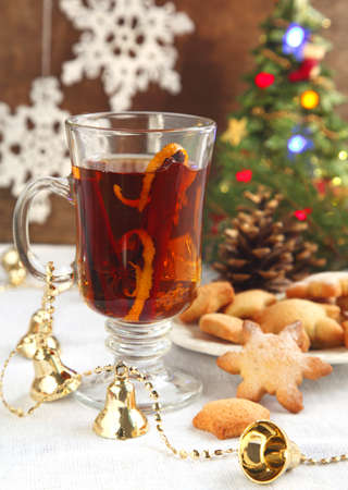 Spiced tea and   1057;hristmas cookies の写真素材