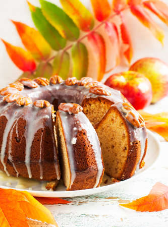 Banana Bundt Cake with pecansの写真素材