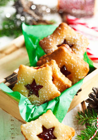 Christmas Linzer Cookiesの写真素材