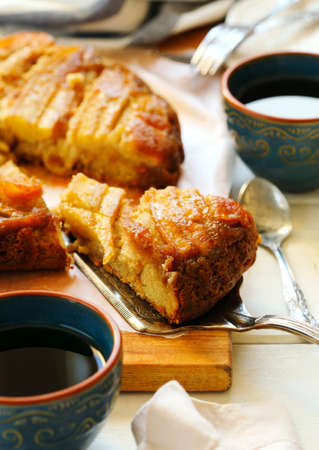 Banana upside-down cakeの写真素材
