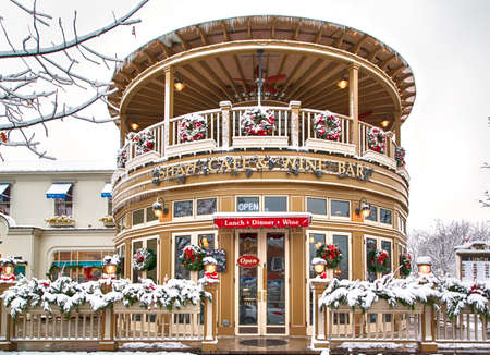 NIAGARA ON THE LAKE,CANADA - DECEMBER 2, 2019: A famous restaurant Shaw Cafe & Wine Bar at winter time, located in the Queen Street, is a fine wine bar.のeditorial素材