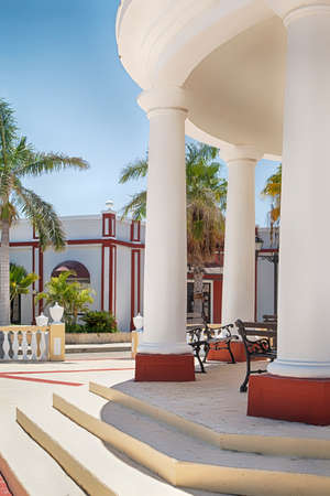 CAYO SANTA MARIA, CUBA - AUGUST 8, 2016: Plaza La Estrella with shops for famous Cuban cigars, rum, and handicrafts and several restaurants and bars for people on vacations on Cuba, August 8, 2016のeditorial素材
