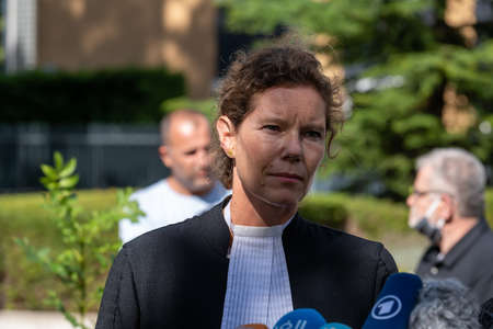 Leidschendam, 18 August 2020 - Vincent Courcelle-Labrousse (center) the Defense lawyer commenting to the press on Special tribunal for Lebanon to deliver ruling on killing of ex-Lebanese PMのeditorial素材