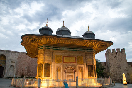 ISTANBUL, TURKEY - SEPTEMBER 23: Sunset over Hagia Sophia former Greek Orthodox patriarchal basilica (church), later an imperial mosque, and now a museum (Ayasofya M?zesi) on September 23, 2014 in Istanbul, Turkeyのeditorial素材
