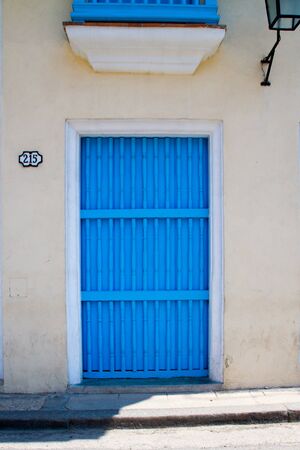 HAVANA - APRIL 27, 2016: Buildings in Old Havana (Havana Vieja)のeditorial素材