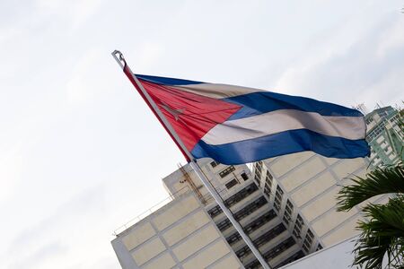 HAVANA - APRIL 27: Buildings in Old Havana (Havana Vieja)のeditorial素材