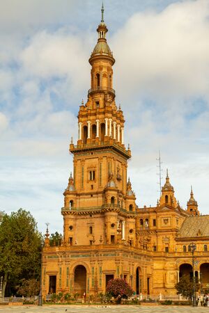 Sevilla, Spain - September 22, 2019:  "La Plaza de Espana", 
The Spanish Square touristic attaction built in Renaissance style in  Seville,  Andalusia Spain on Sept 22nd, 2019の写真素材