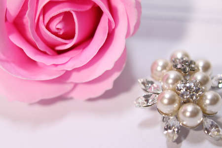 Rose And Pearl Accessories (Brooch)の写真素材