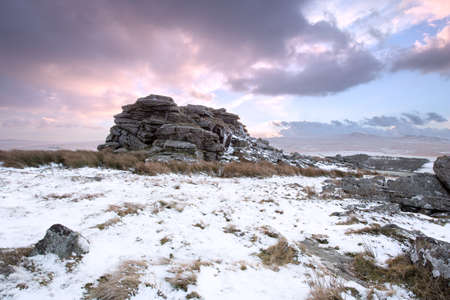 Snow at Higher tor Dartmoor Devon ukの写真素材