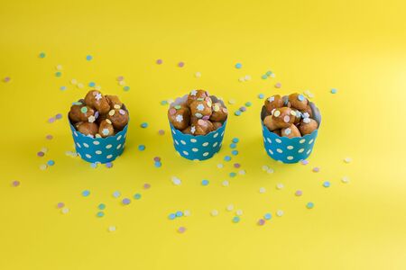 The Purcedduzzi have the shape of small dumplings. In Lecce they are made of flour, brewer's yeast, white wine, water and salt. They are seasoned with honey, anesini and cinnamonの写真素材