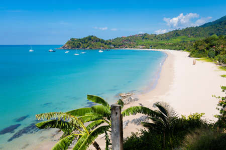 Summer seascape on tropical koh Lanta  island in Thailand. Landscape taken on Ba Kantiang Bay with blue skyの写真素材