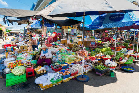 Phu Quoc, Vietnam - January 2020 : Morning market in Duong Dong, Phu Quoc. 
Local fresh food market.のeditorial素材