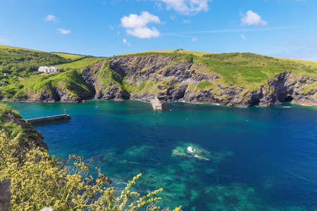 Popular Port Issac Atlantic ocean coast, Cornwall, England, United Kingdomの写真素材