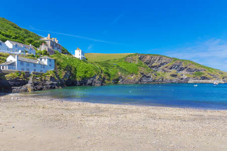 Popular Port Issac Atlantic ocean coast, Cornwall, England, United Kingdomの写真素材