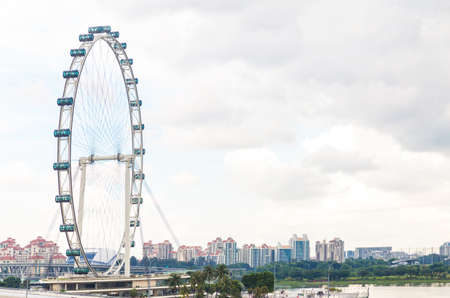 Singapore, 14 January 2016 - Landscape of the Marina Bay wheelのeditorial素材