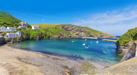 Popular Port Issac Atlantic ocean coast, Cornwall, England, United Kingdomの写真素材