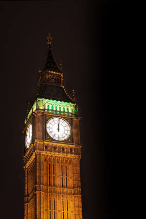 Popular tourist Big Ben and Houses of Parliament in night lights illumination in London, England, United Kingdomの写真素材
