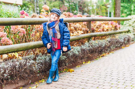 Autumn portrait of a cute little girlの写真素材