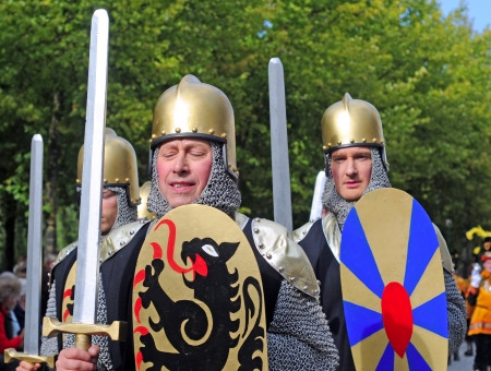 BRUGES (BRUGGE), BELGIUM - AUGUST 26: The pageant of the Golden Tree. Parade based on historical data (1468). Five-yearly event, 50.000 visitors this year. August 26, 2012 in Bruges (Brugge), Belgiumのeditorial素材