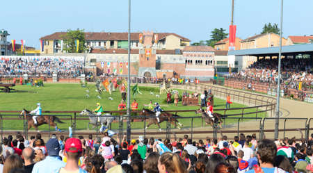 LEGNANO, ITALY - MAY 28, 2017: Annual palio since 1935 with eight contrade in stadium Giovanni Mari, a recall of the battle of Legnano on May 29th 1176のeditorial素材