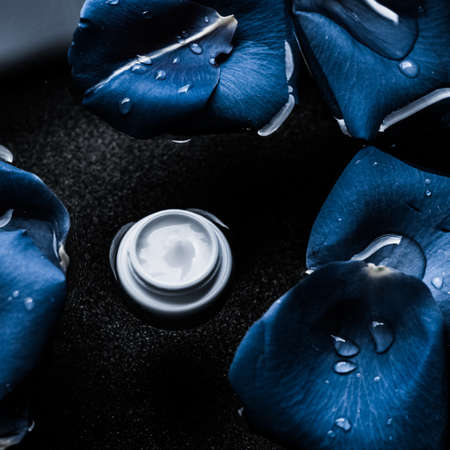 beauty cream jar and flower petals - cosmetics with flowers styled concept, elegant visualsの写真素材