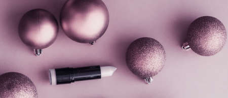 Cosmetic branding, fashion blog cover and girly glamour concept - Make-up and cosmetics product set for beauty brand Christmas sale promotion, luxury purple flatlay background as holiday designの写真素材