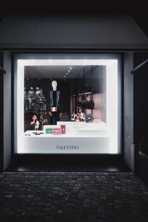 Zurich, Switzerland circa January, 2020: Shop window display of a luxury boutique store on Bahnhofstrasse street in Zurich, Switzerlandのeditorial素材
