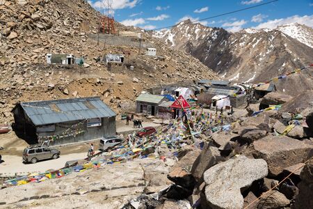 Prayer flag at Khardung La, Ladakh, Jammu and Kashmir,Indiaのeditorial素材
