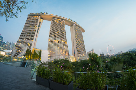 SINGAPORE - March 18, 2016 : Marina Bay Sands Hotel is an integrated resort fronting Marina Bay in Singapore. Developed by Las Vegas Sands, it is billed as the world's most expensive standalone casino property at S$8 billionのeditorial素材