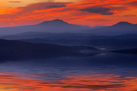 ocean on a mauntains backgrounds
の写真素材
