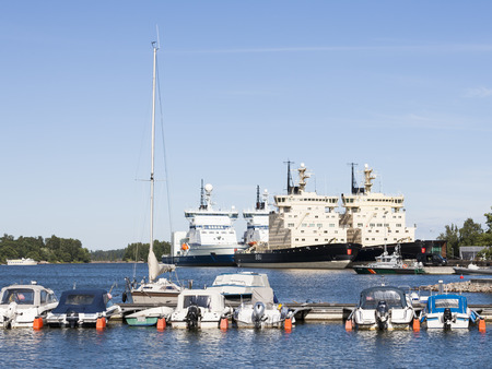Boats and icebreakers in Helsinkiのeditorial素材