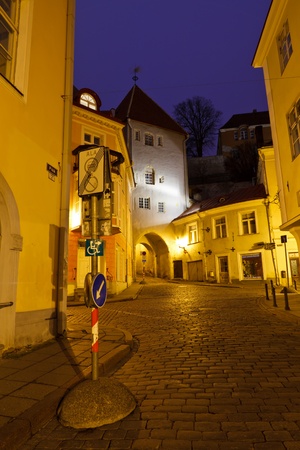 Night Street in the Old Town of Tallinn, Estoniaの写真素材