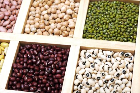 bean: pink, chick pea, mung, perruano, red, and black eyes
