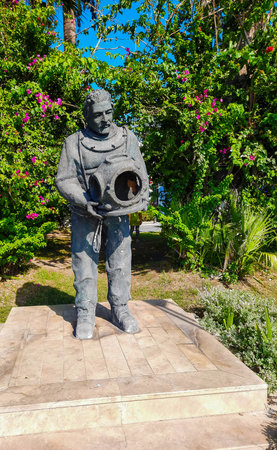 BODRUM, TURKEY - October 8, 2021: Sculpture on the embankment of the city on the coast of the Aegean Sea. Travel and tourism concept, luxury vacation.のeditorial素材