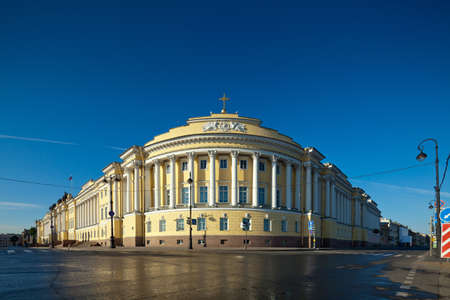 Famous buildings of the Senate and Synod in St  Petersburg, Russia  Now here is the Constitutional Court of the Russian Federation and the Presidential Library  The picture was taken with the tilt-shift lens, vertical lines of architecture preservedの写真素材