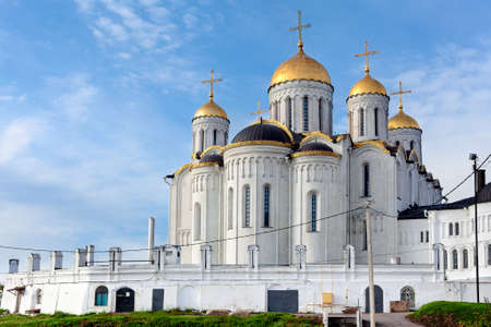 VLADIMIR CITY, RUSSIA - SEPTEMBER 24: Cathedral of the Dormition of the Theotokos in Vladimir city, Russia on September 24, 2011 in Vladimir city, Russia.のeditorial素材