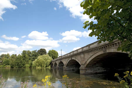 Serpentine Bridge in Hyde Park in Londonの写真素材