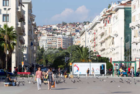 THESSALONIKI, GREECE - SEPTEMBER 3: People are enjoying the sunny weather in Aristotelous Square on September 3, 2015 in Thessaloniki.のeditorial素材