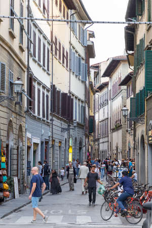 ITALY - FLORENCE - SEPTEMBER 3: People are enjoying the streets in Florence Italy on September 3 2018.のeditorial素材
