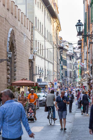 ITALY - FLORENCE - SEPTEMBER 3: People are enjoying the streets in Florence Italy on September 3 2018.のeditorial素材