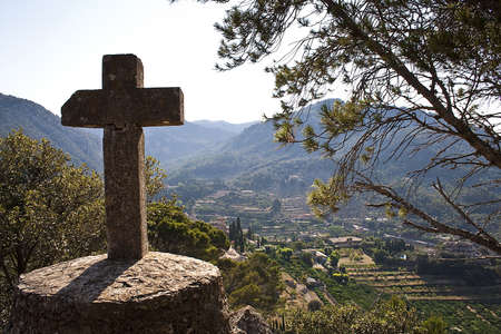 Cross at the Sierra de Tramuntana の写真素材
