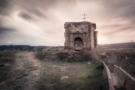 Dawn in the province of Almeria, behind the Hermitage of the Three Towns, it is named for being located on a hill shared by the municipalities of Padules, Beires and Alm?cita.のeditorial素材