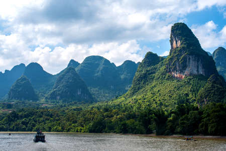 li river cruise from Guilin to Yangshuo, china, Asiaの写真素材