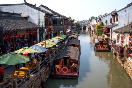 old town, Suzhou, China 10/11/2015のeditorial素材