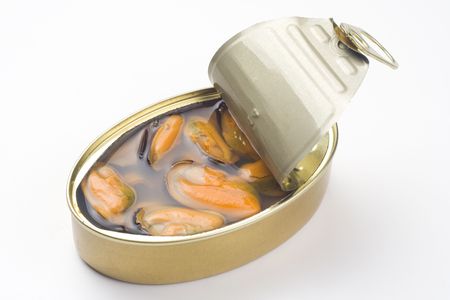 aluminum can, canned food isolated over white backgroundの写真素材