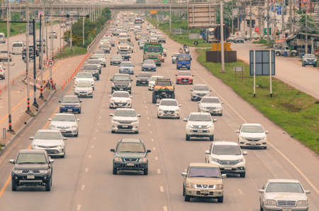 Bangkok Thailand - August 13 : Many cars slow running in traffic on Rama II road on August 13, 2018 in Bangkok, Thailand.のeditorial素材