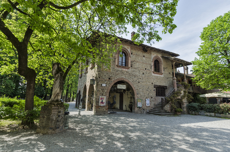 Grazzano Visconti, Italy - April 11, 2017: Partial view without tourists of the ancient village of Grazzano Visconti in springのeditorial素材