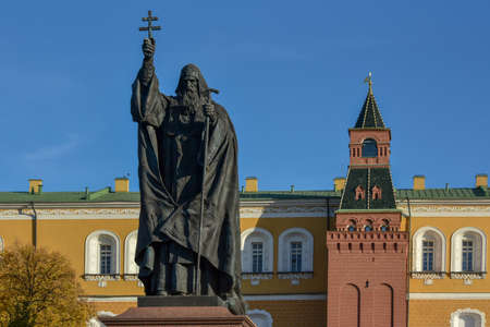 Moscow, Russia - 16 October, 2018: Monument to Patriarch Hermogenes of Moscow in the Alexander Gardens in Moscow, Russia.のeditorial素材