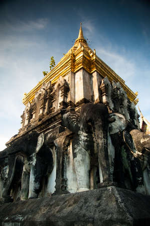 Stucco sculpture elephant pagoda Wat Chiang Man. Chiang Mai, Thailandの写真素材
